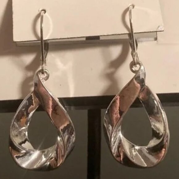 NAPIER Mod/Contemporary Shiny Silver Twisted Ribbon Drop Earrings**NEW! - Picture 3 of 4